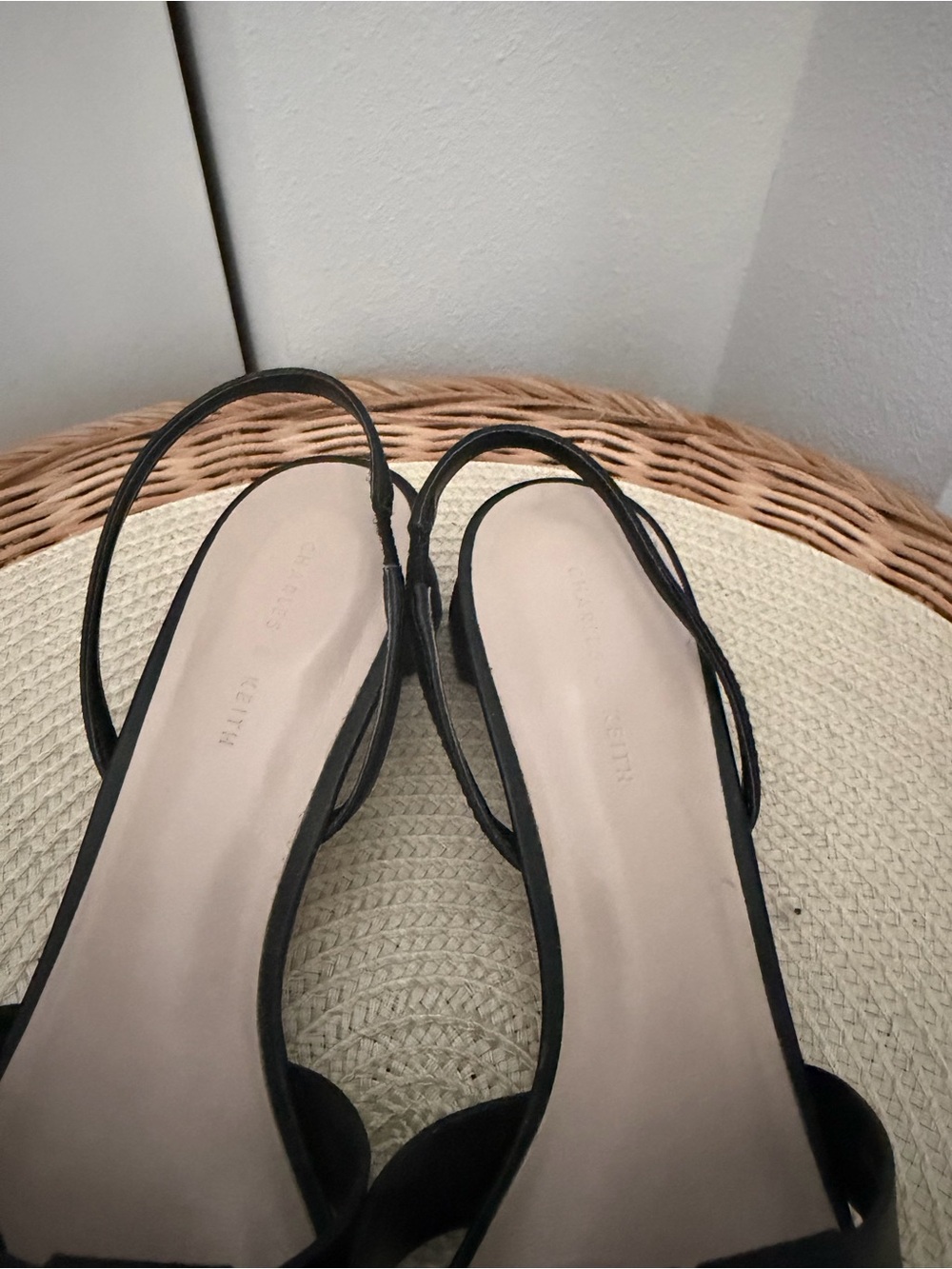 Charles & Keith Black Woven Pointed Slingback Flats Size 39 - Picture 5 of 6